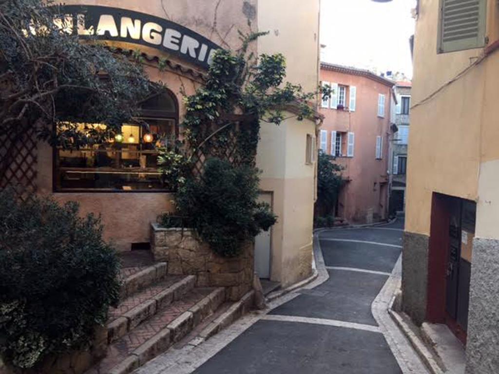 Le Rocher Antibes Buitenkant foto